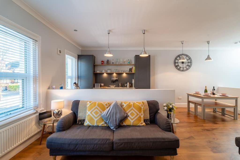 A Beautiful And Stylish 2 Bed Flat Close To Beach Bournemouth Exterior foto